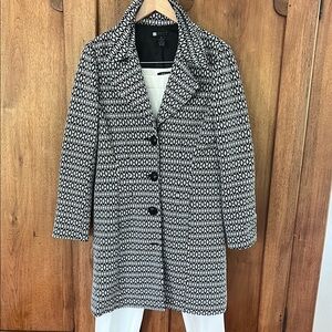 Carol Little Black and white car coat or long blazer. Belted or not. Medium.